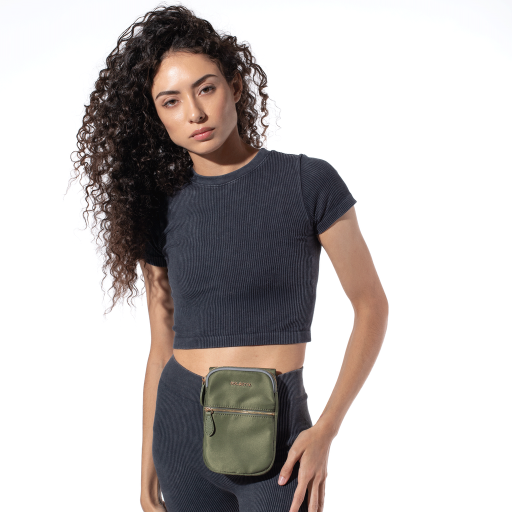 Blocking Snap-On Magnetic Hip Pouch